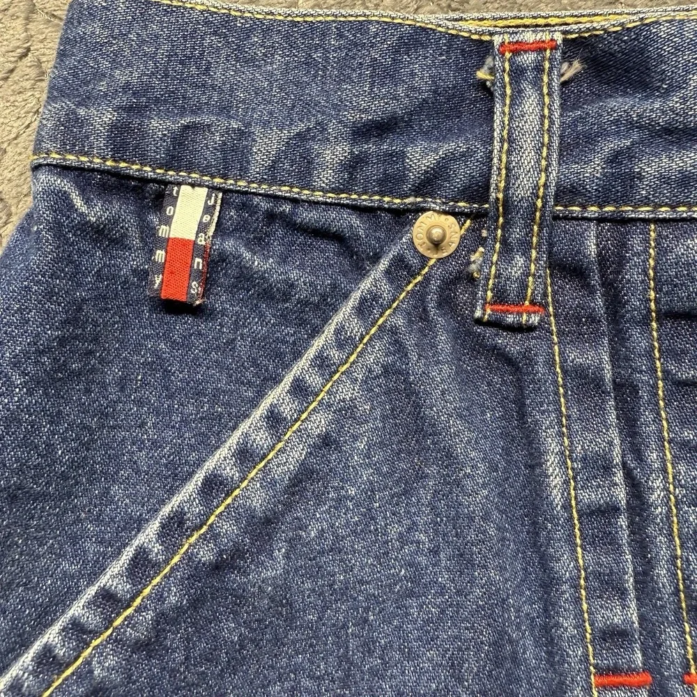 VTG Tommy Hilfiger Jeans Denim Skirt Women's 11 Button Front Y2K Logo Patch Mini